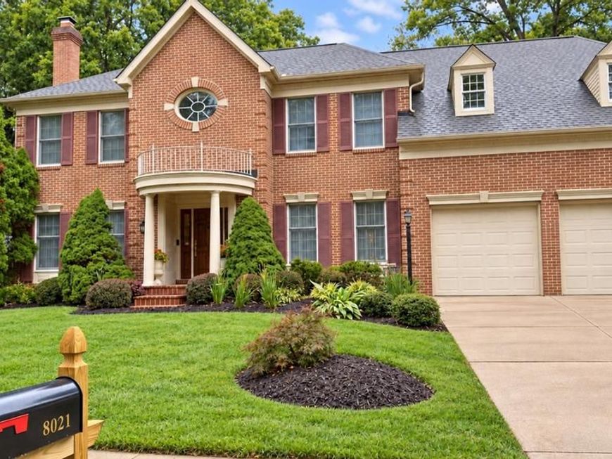 8021 Lions Crest Way, Gaithersburg, MD 20879 Main Photo