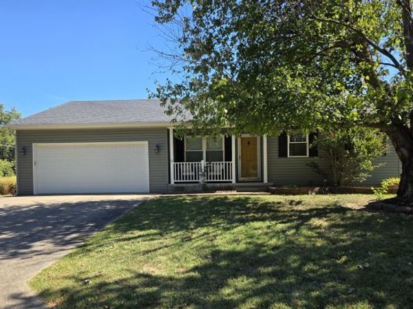 2 Acorn Drive , Harrisburg, IL 62946