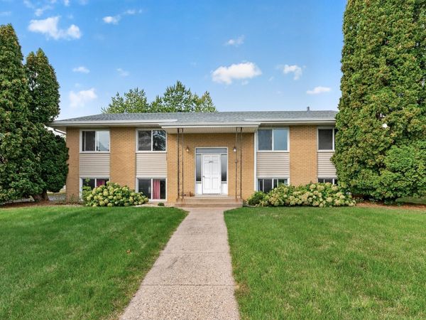 2701 Virginia Avenue N, New Hope, MN 55427