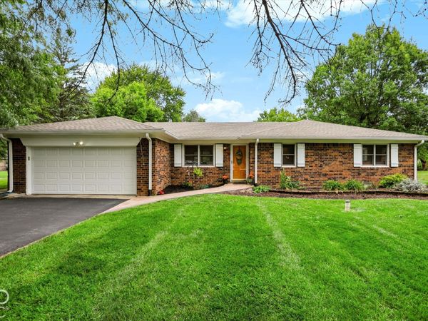 6925 Crown Drive, Brownsburg, IN 46112