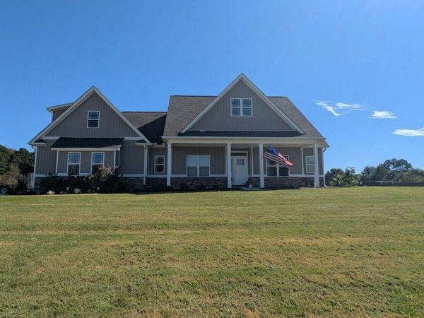 331 Burnt Hickory Lane SE, Calhoun, GA 30701