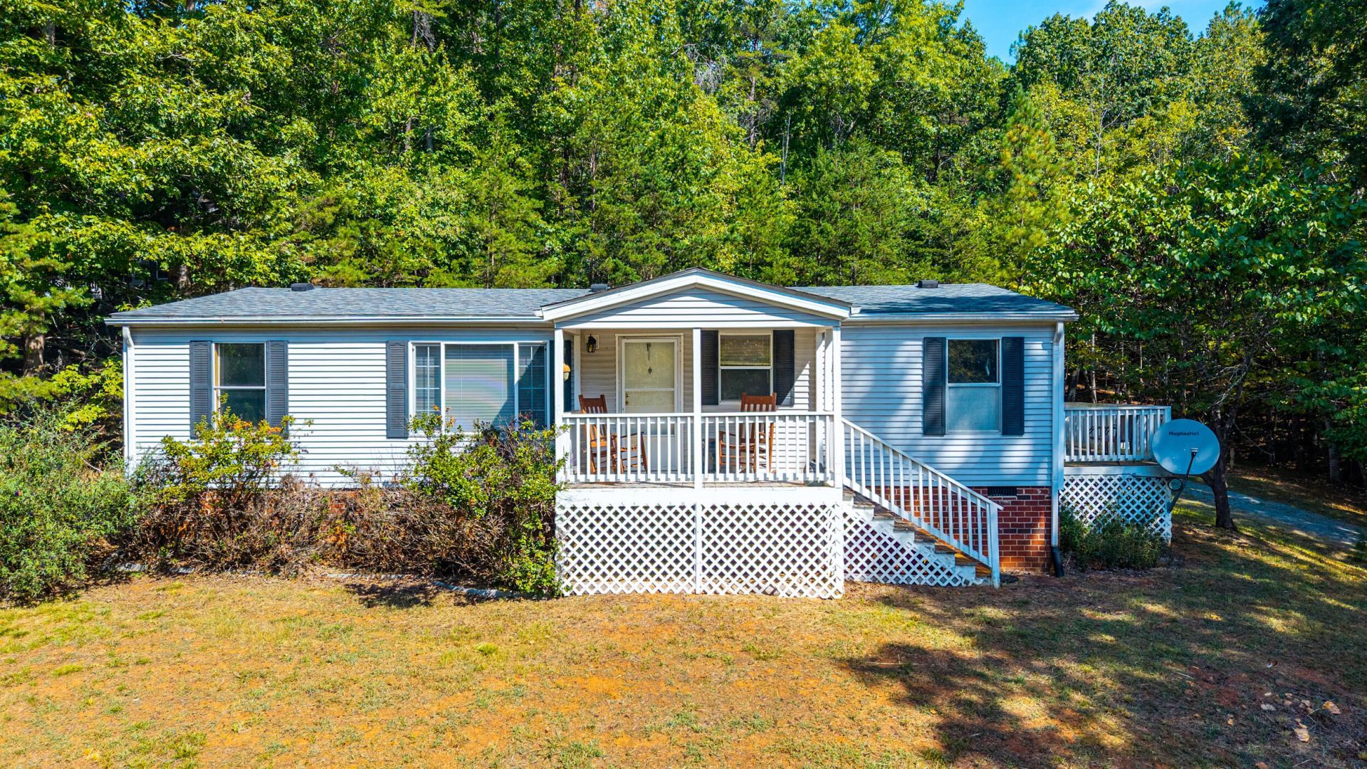 4662 Altice Rd, Moneta, VA 24121 Main Photo