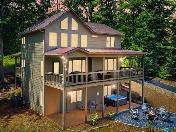 196 Grayson Point , Blue Ridge, GA 30513
