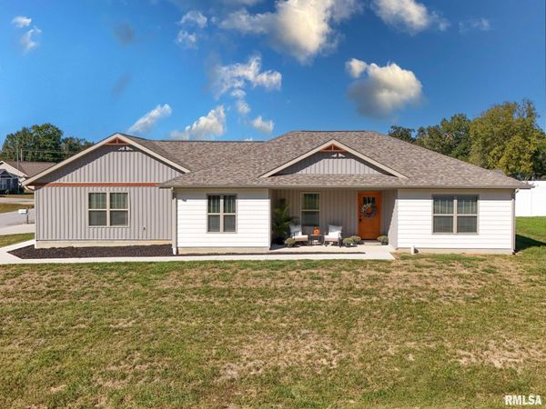 5934 CHANDLER Drive, Carterville, IL 62918