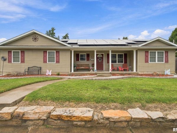 217 N 21ST Street, Herrin, IL 62948