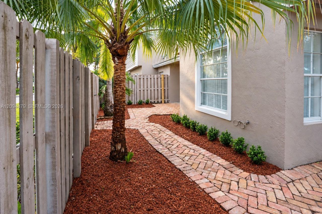 12201 SW 148th St, Unit 901, Miami, FL 33186 Photo