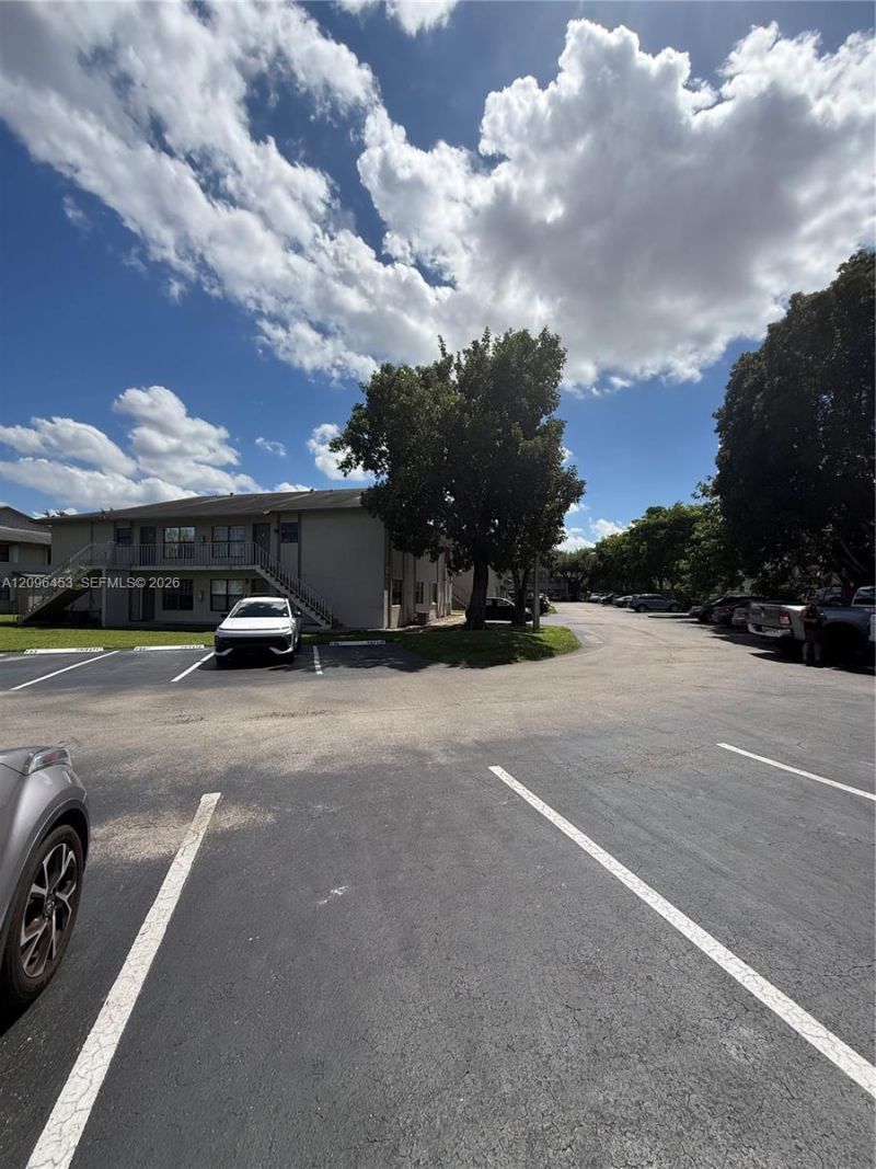 15324 SW 72nd St , Unit 12-12, Miami, FL 33193 Photo