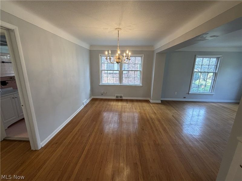 19430 Winslow Road, Shaker Heights, OH 44122 Photo 5