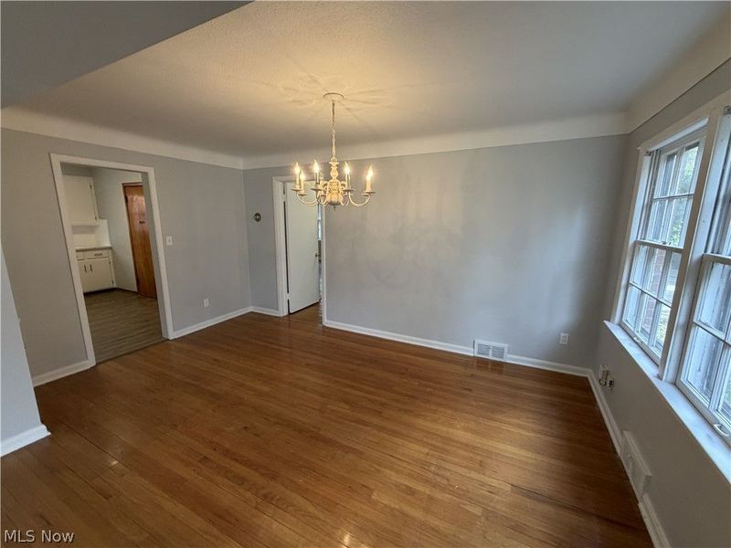 19430 Winslow Road, Shaker Heights, OH 44122 Photo 6