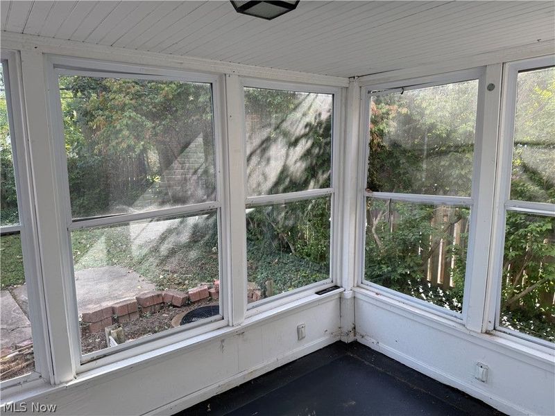19430 Winslow Road, Shaker Heights, OH 44122 Photo 9