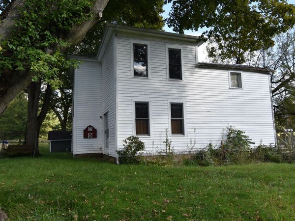 5635 Lancaster Road , Hebron, OH 43025
