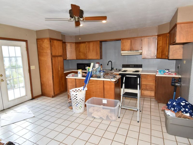 5635 Lancaster Road, Hebron, OH 43025 Photo 13