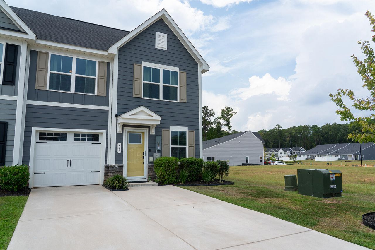 117 Oxbow Drive Photo 4