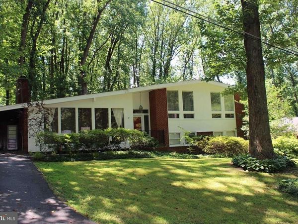 3720 WOODLAND CIRCLE, FALLS CHURCH, VA 22041