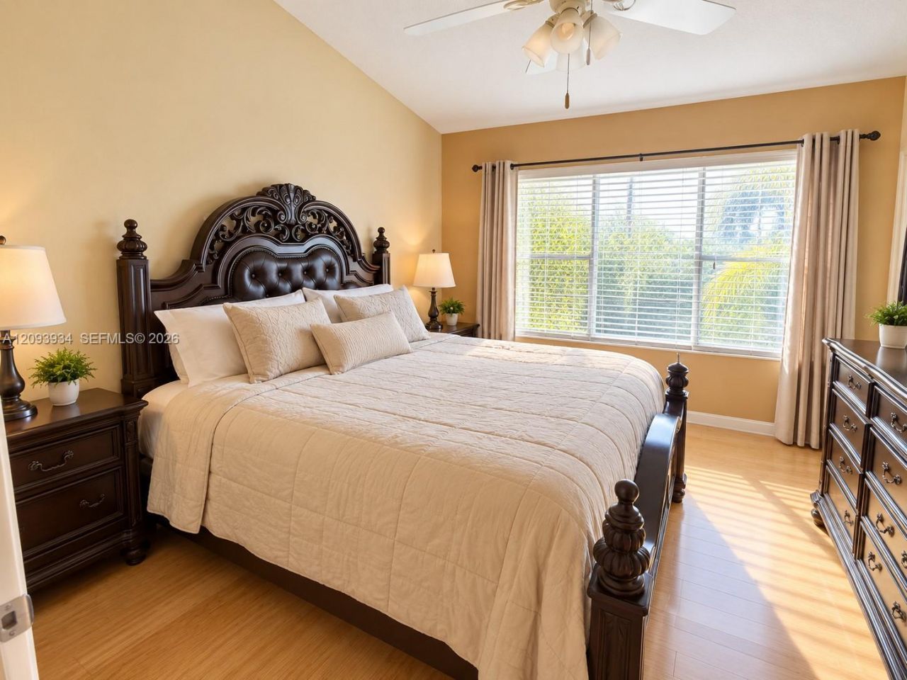 1015 Pinewood Lake Ct , Unit 1015, Greenacres, FL 33415 Photo