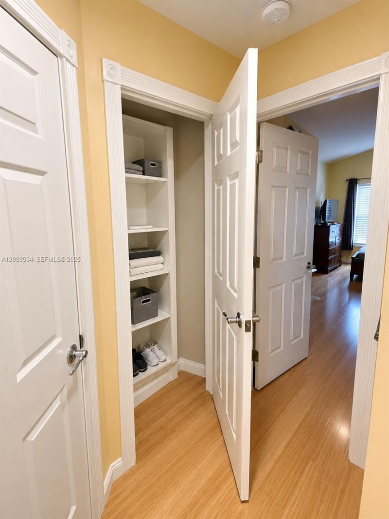 1015 Pinewood Lake Ct , Unit 1015, Greenacres, FL 33415 Photo