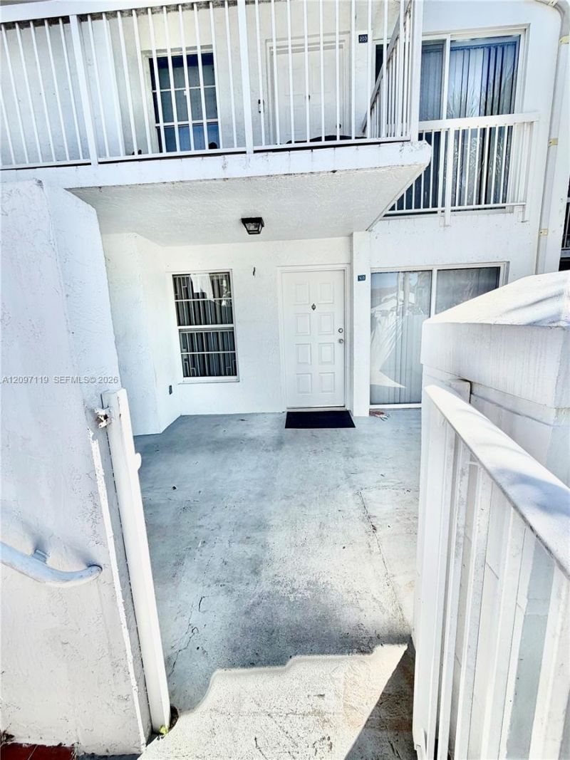 7611 SW 153rd Ct, Unit 103, Miami, FL 33193 Photo