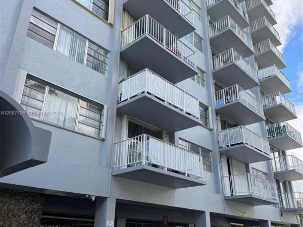1470 NE 125th Ter , Unit 205, North Miami, FL 33161