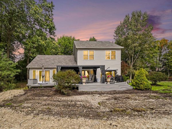 1736 Parker Drive, Wayland, MI 49348