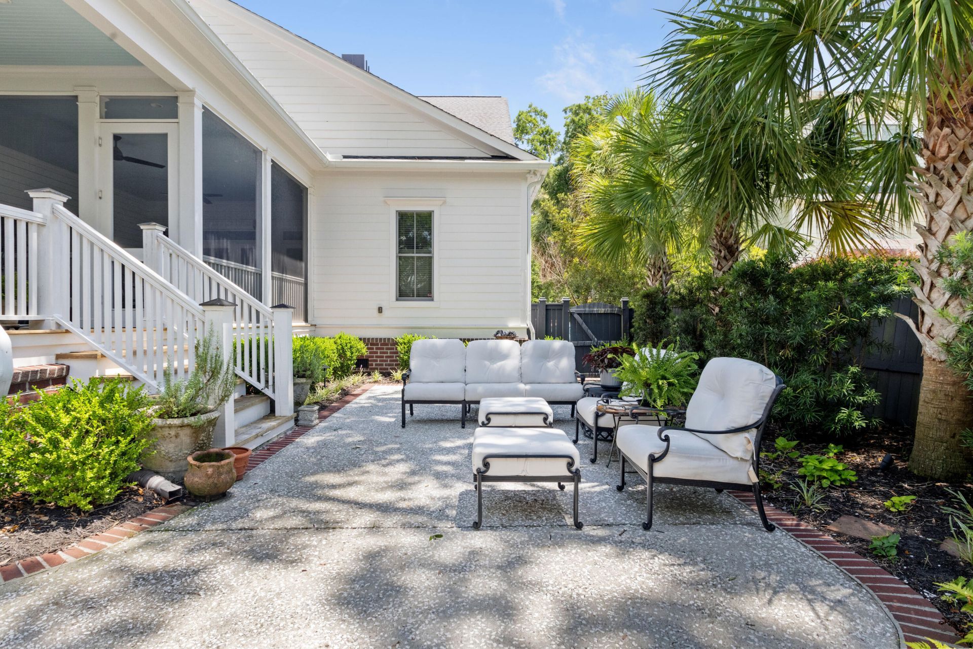 131 Balfour Drive Photo 53
