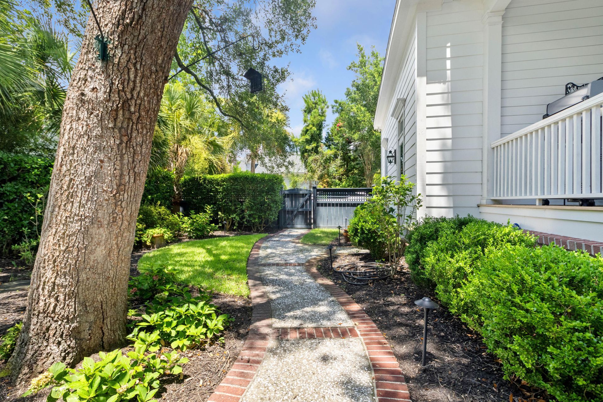 131 Balfour Drive Photo 58