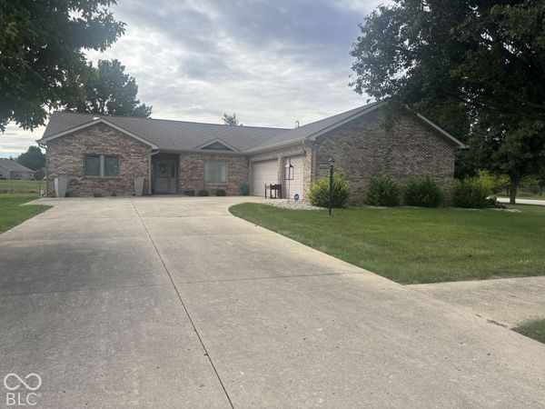 2202 Quail Run , Alexandria, IN 46001