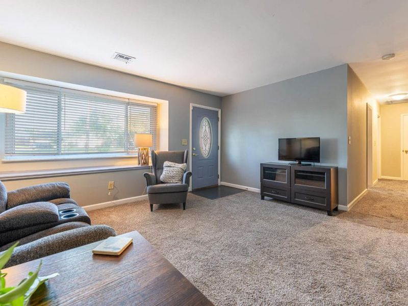 11846 Ramsdale Court, Springdale, OH 45246 Photo 4