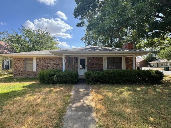 314 Hall Street, Whitesboro, TX 76273