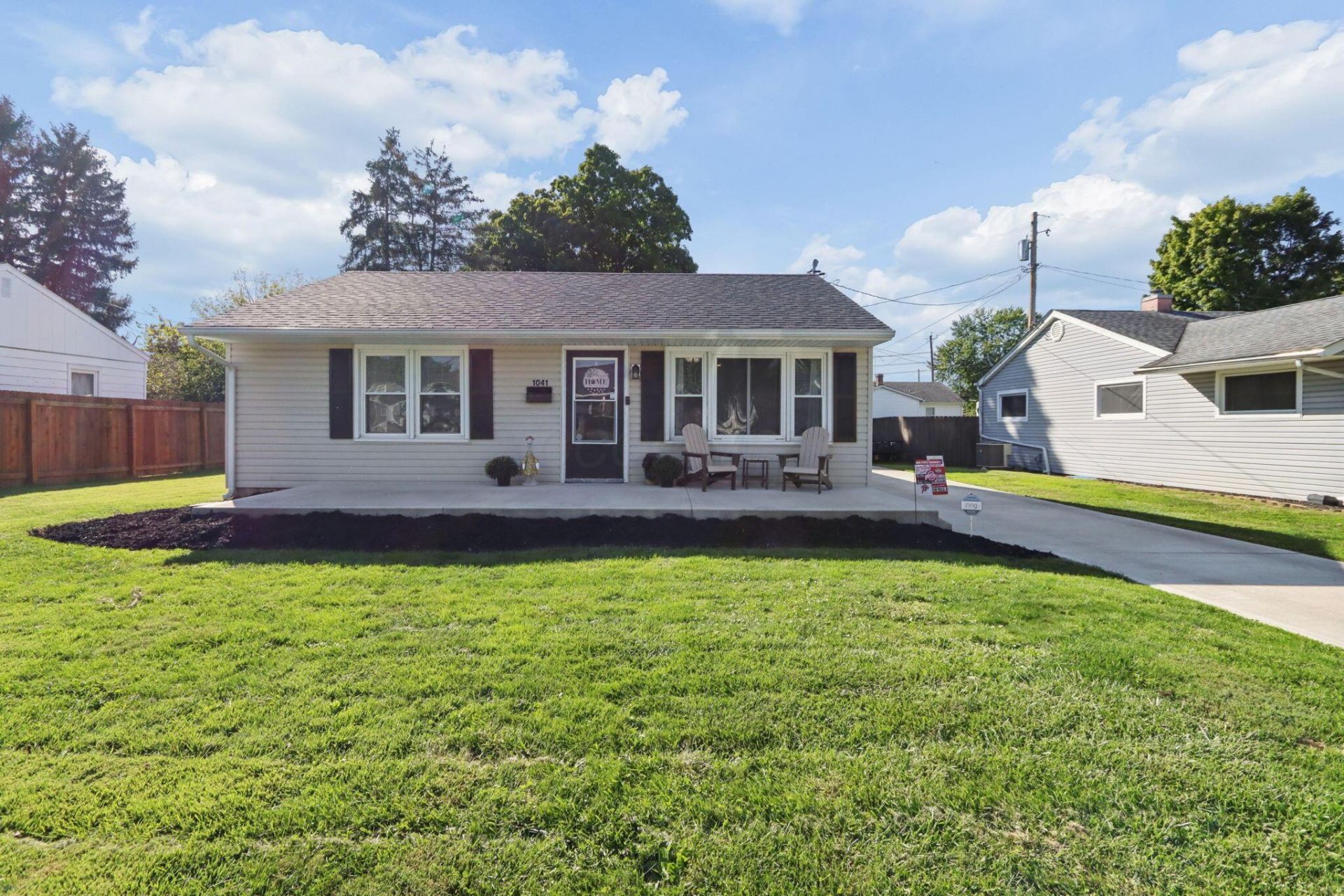 1041 Sunshine Street, Circleville, OH 43113 Main Photo