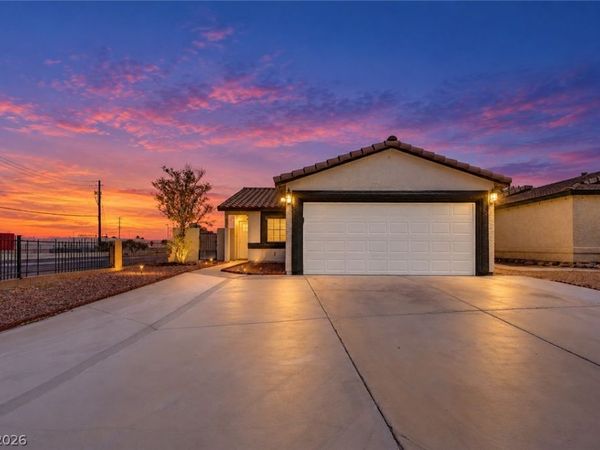 557 Chandler Street , Henderson, NV 89014