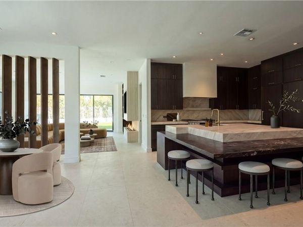 301 N Royal Ascot Drive , Las Vegas, NV 89144