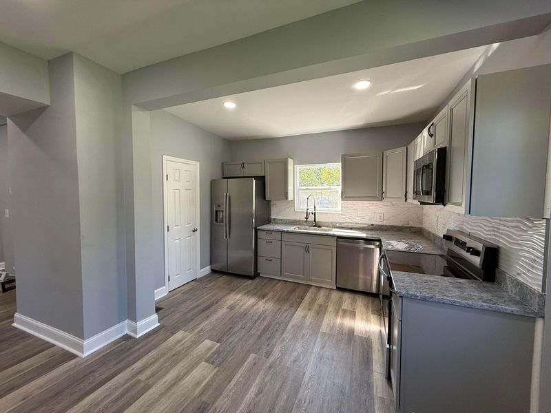 103 N Jones Avenue, Columbus, OH 43222 Photo 22