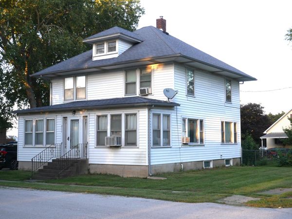 211 S Clay Street , Morocco, IN 47963