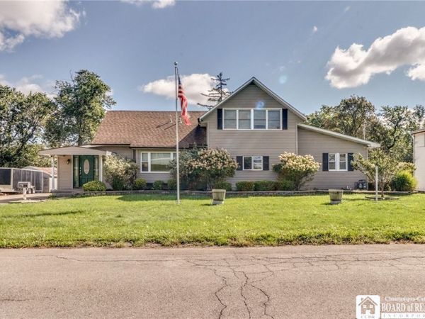 278 S Forest Road , Buffalo, NY 14221