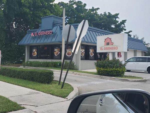 535 S Federal Hwy , Deerfield Beach, FL 33441