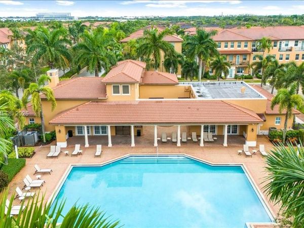 1048 SW 147th Ave , Unit 10107, Pembroke Pines, FL 33027