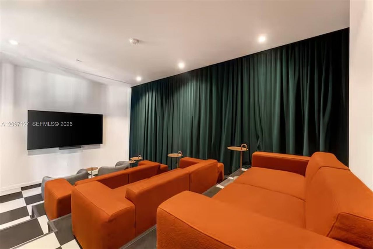 11 NE 6th St , Unit 3214, Miami, FL 33132 Photo