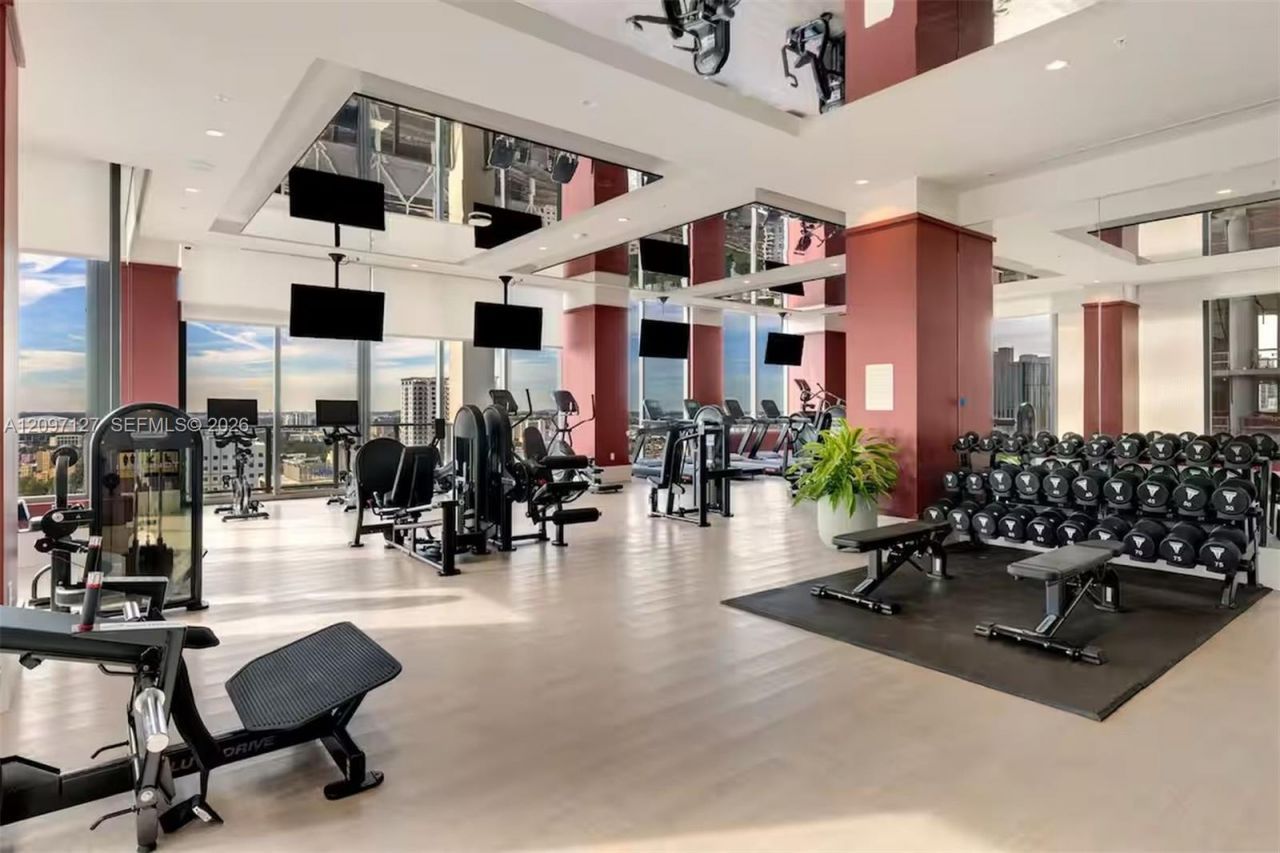 11 NE 6th St , Unit 3214, Miami, FL 33132 Photo