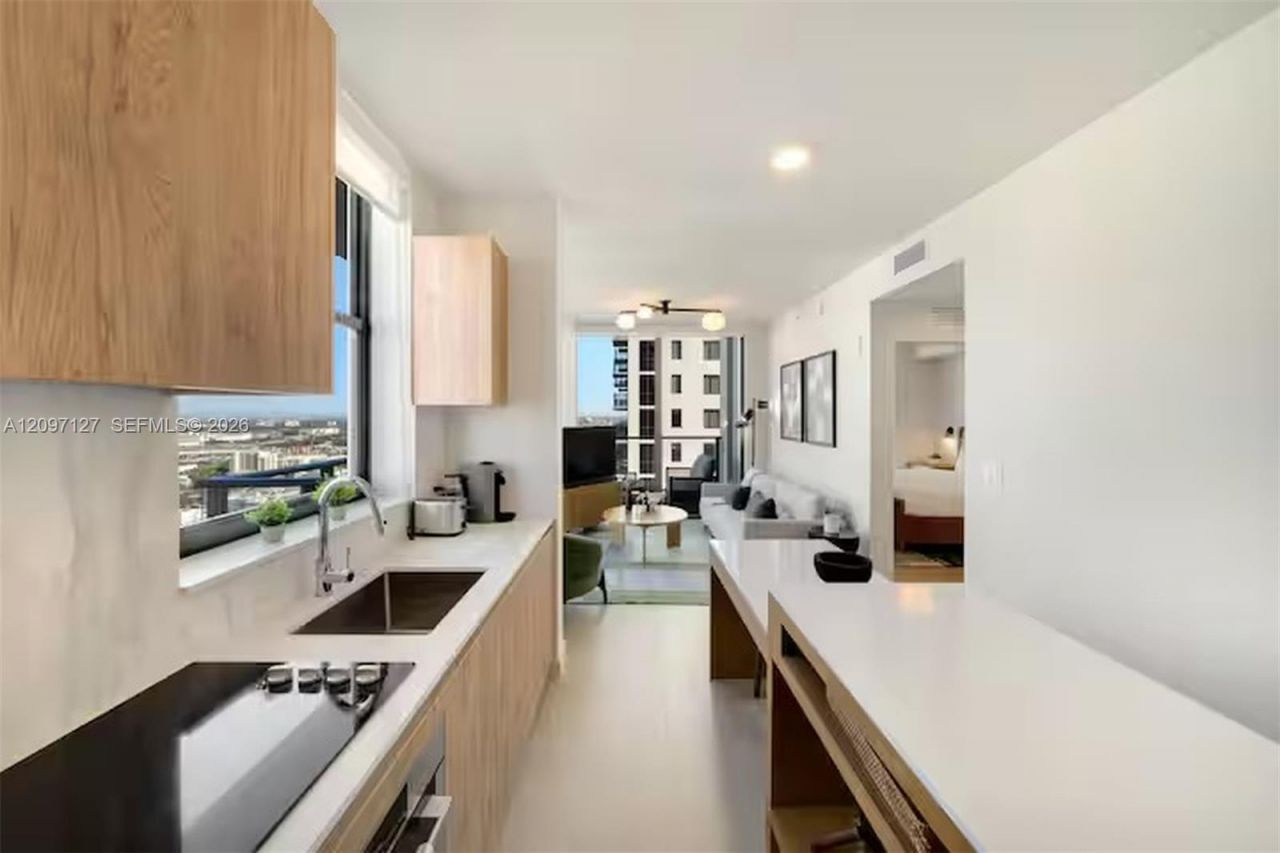 11 NE 6th St , Unit 3214, Miami, FL 33132 Photo
