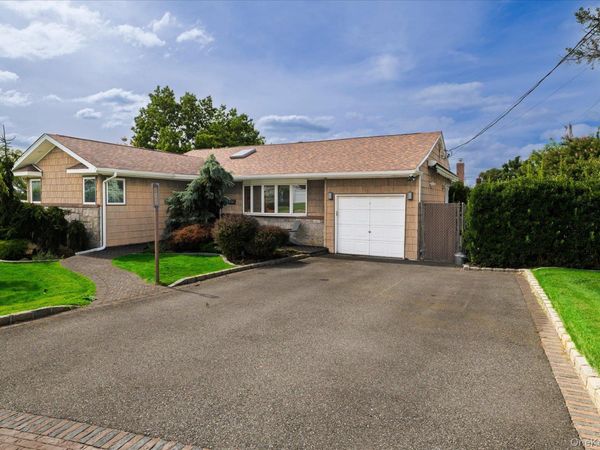 2163 Jacqueline Avenue, Bellmore, NY 11710
