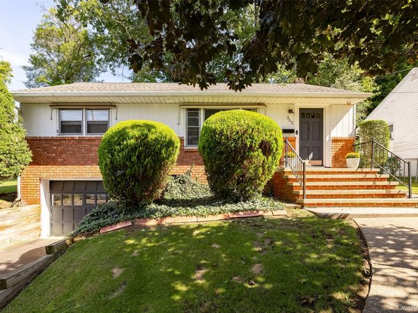 352 Clifton Avenue, Kingston, NY 12401