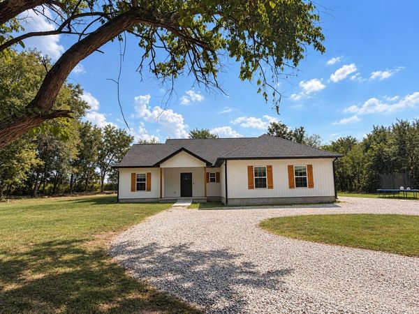 916 E 438th Road , Bolivar, MO 65613