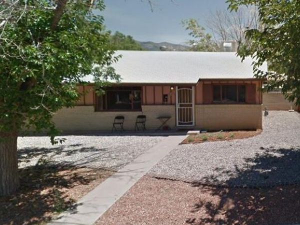 422 Glorieta Street NE, Albuquerque, NM 87123