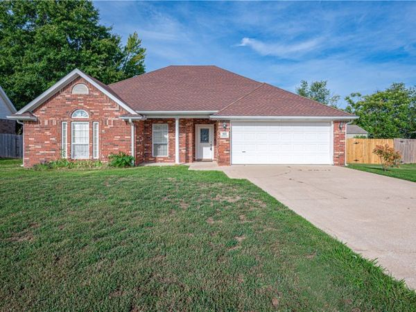 804 Greenway Street , Lowell, AR 72745