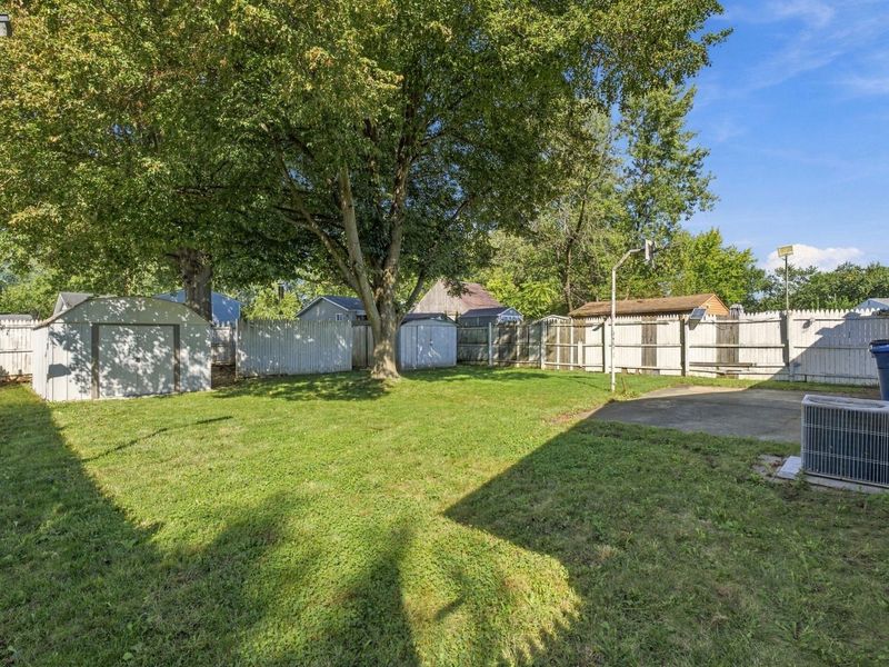 2255 Cardston Drive, Columbus, OH 43232 Photo 6