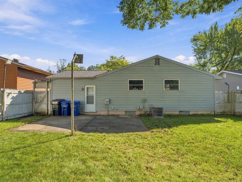2255 Cardston Drive, Columbus, OH 43232 Photo 7