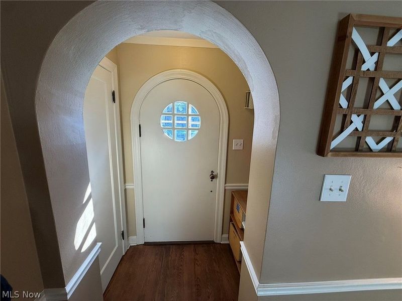 822 3rd Street NW, New Philadelphia, OH 44663 Photo 2