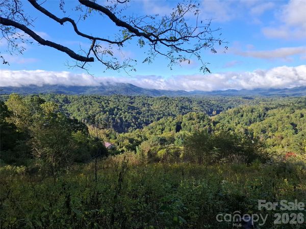 310 Sunset Mountain , Bakersville, NC 28705