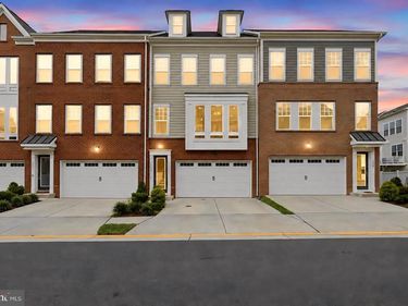 19309 BROOKWATER TERRACE, LEESBURG, VA 20175