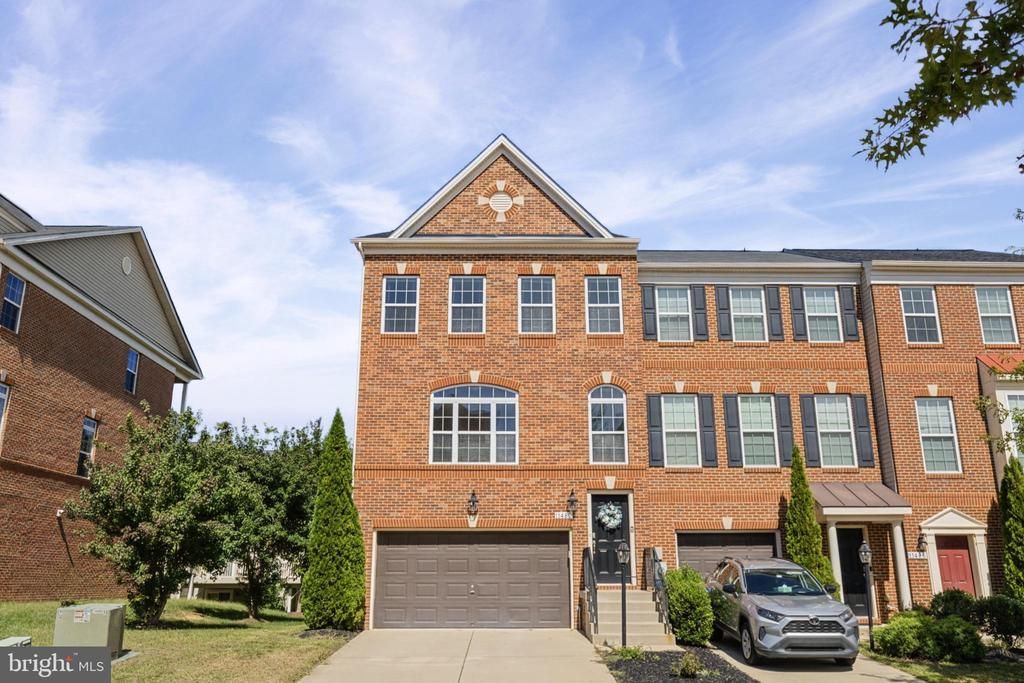 11482 STOCKPORT PLACE, WHITE PLAINS, MD 20695